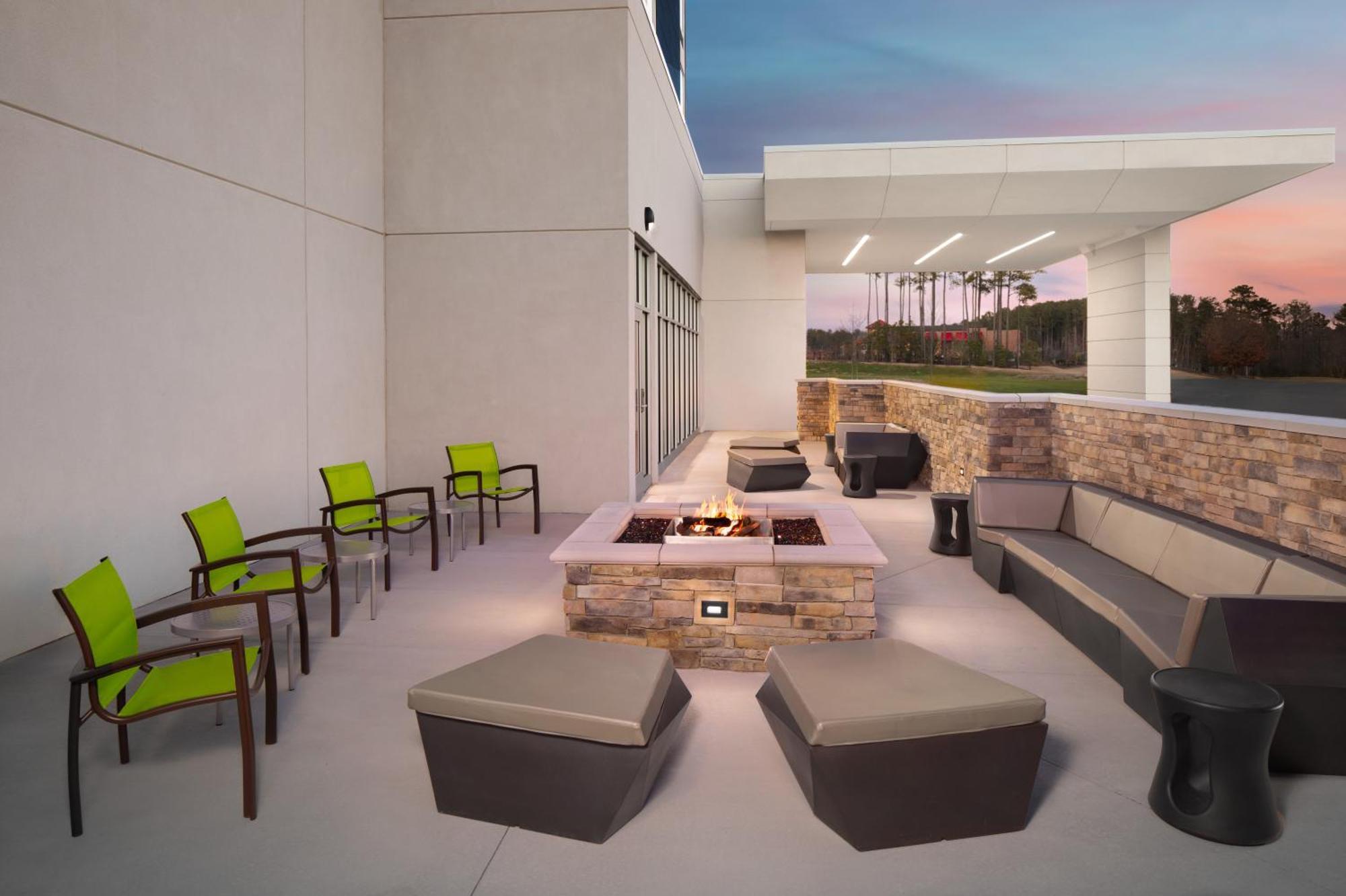 Springhill Suites By Marriott Raleigh Гарнър Екстериор снимка