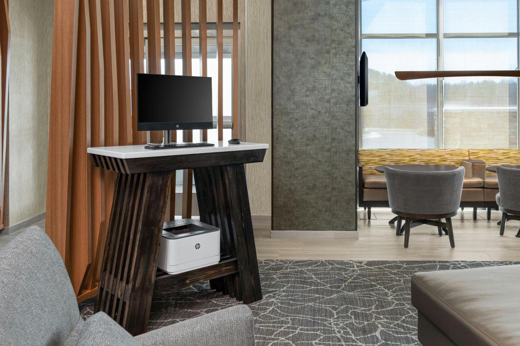 Springhill Suites By Marriott Raleigh Гарнър Екстериор снимка